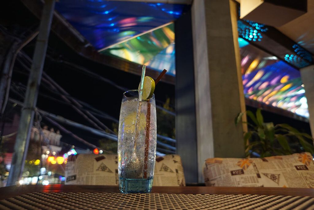 Drink im Nachtleben von Krabi